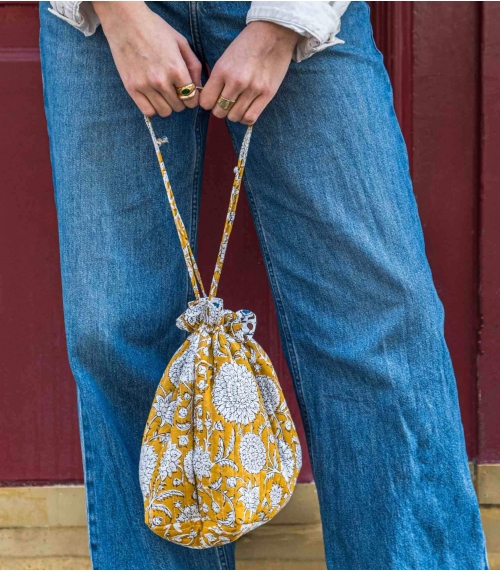 Floral quilted pouch - Surya