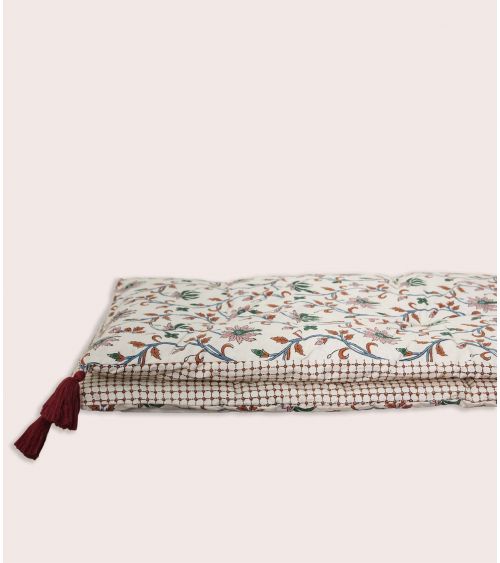 Dinty Bed Runner 34x79 inches