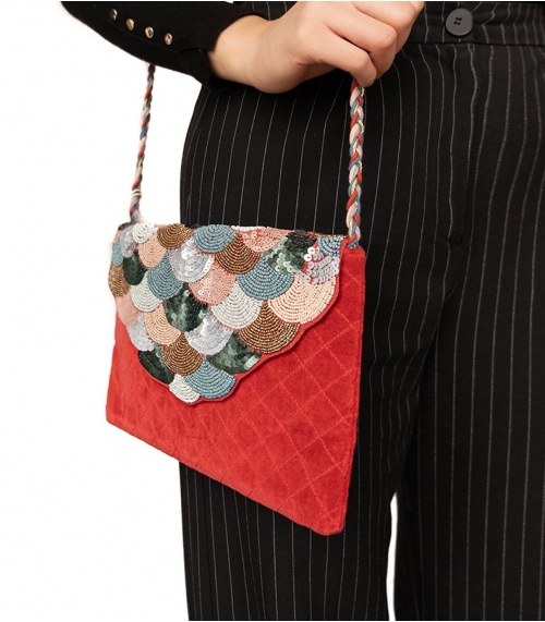 Sac en velours rouge