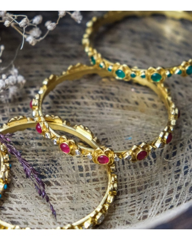 Bracelet indien en argent plaqué or et quartz rouge