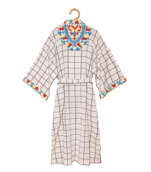 Kimono brodé