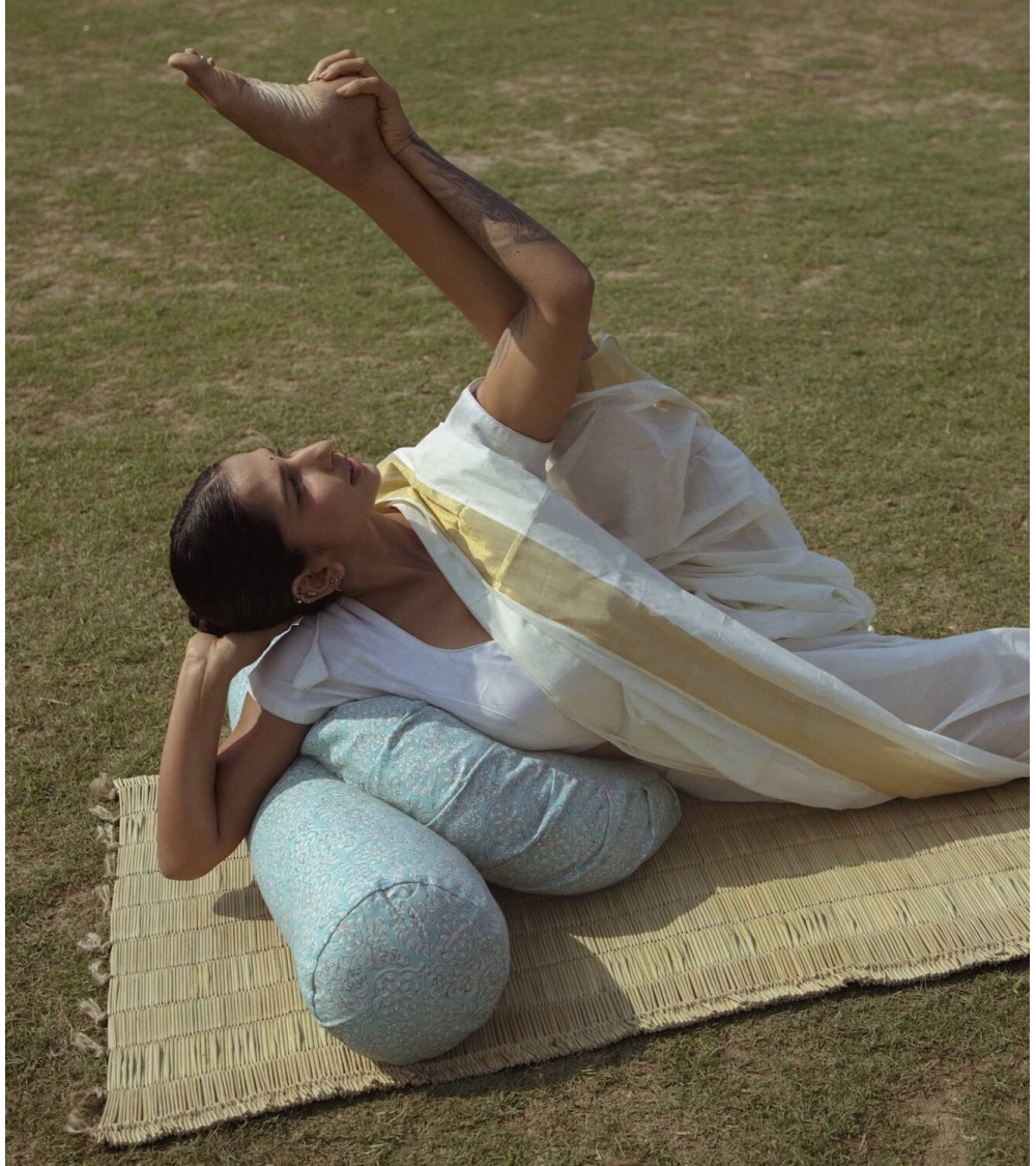 Meditation pillow - turquoise blue